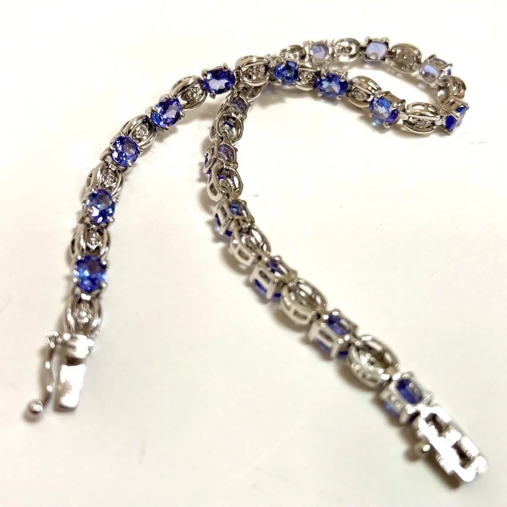Elegant 14k White Gold Tanzanite & Diamond 7” Tennis Bracelet - Like NEW - Picture 4 of 6